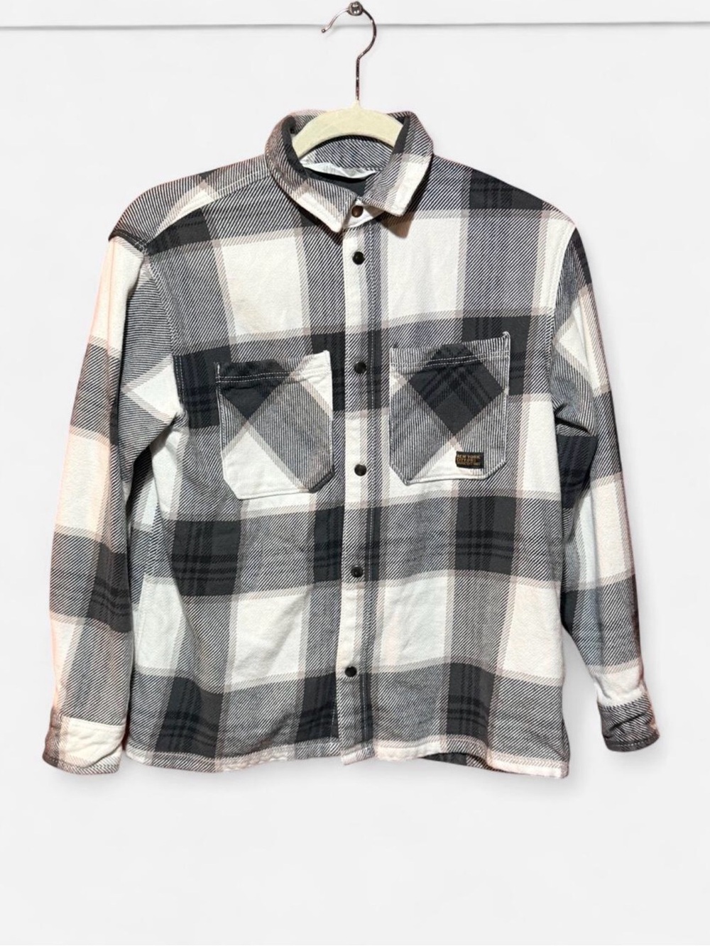 H&M Women's Black and White Plaid Crew-Neck Sweater
